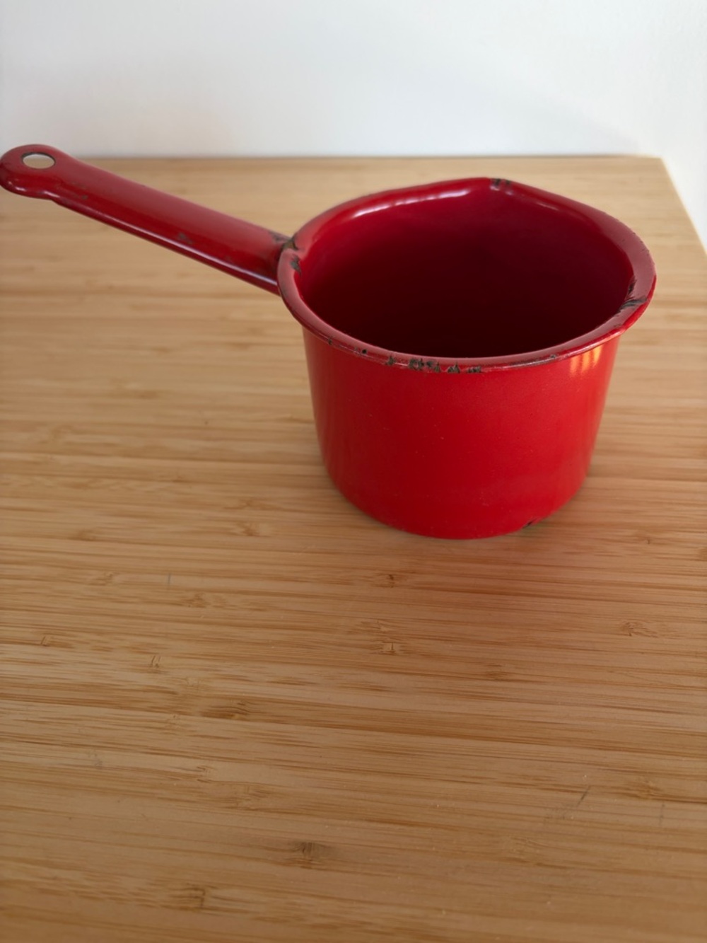 Vintage Red Enamelware Saucepan / Small Pot Rustic w/Spout Farmhouse - Picture 2 of 11
